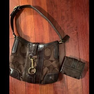 Coach Hamptons Signature C 11067 purse & wallet!!